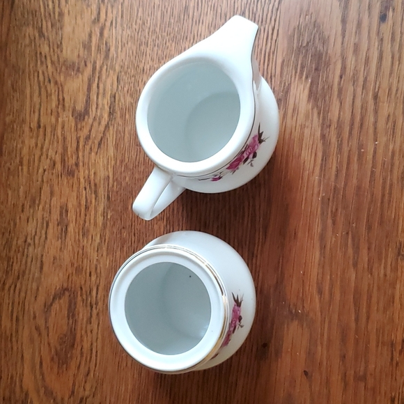 Vintage Sugar and Creamer Set, Made in China Pink Roses - Picture 2 of 7